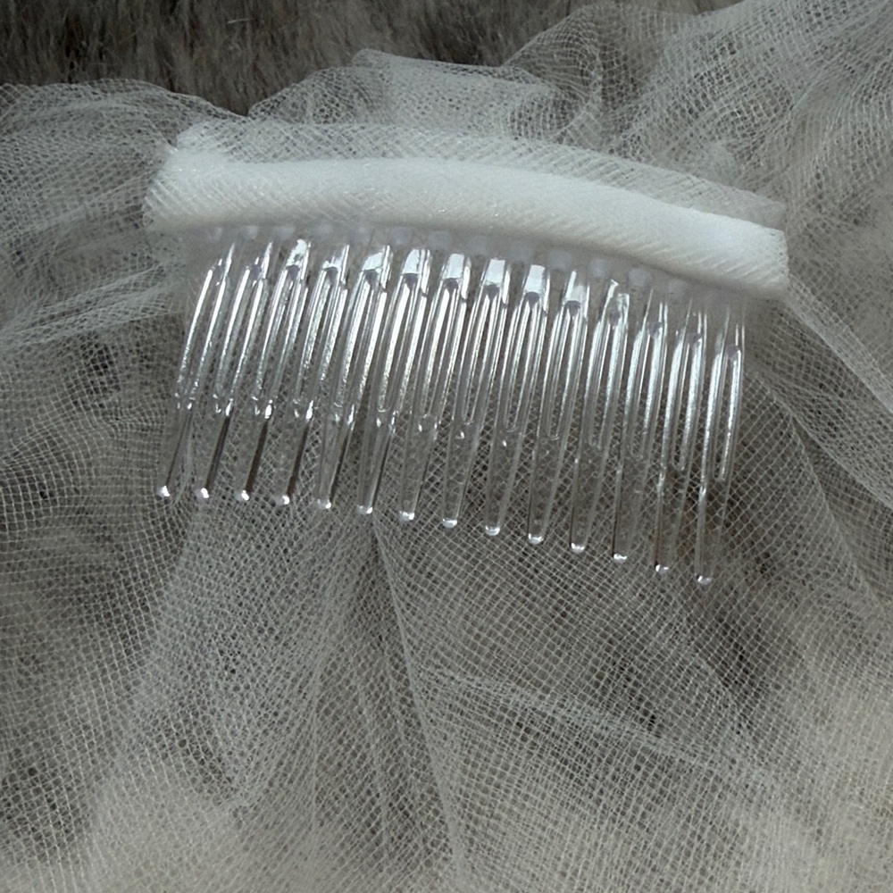 Made With Love Mini Isobel Blusher Veil - Picture 7 of 12
